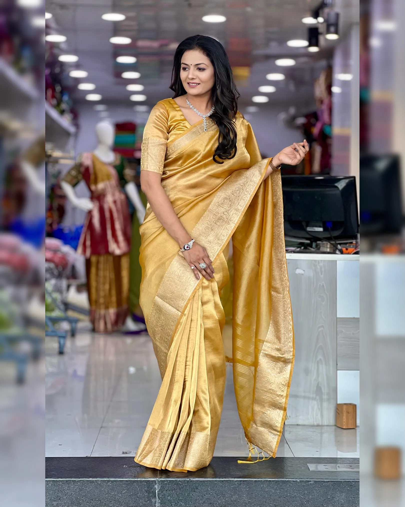 Tissue silk saree